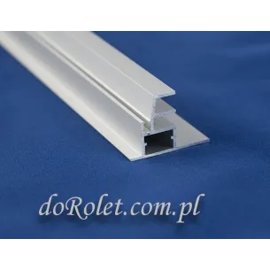 Prowadnica anodowana. Rolety dachowe w kasecie