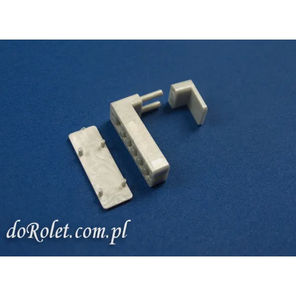 Non-invasive adjustable bracket for pleated blinds - white