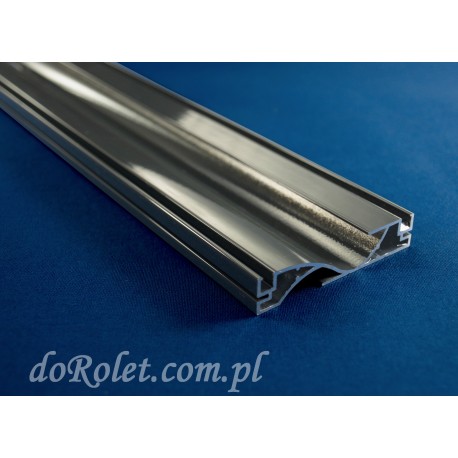 Profil aluminiowy poprzeczny do produkcji moskitier drzwiowych. 