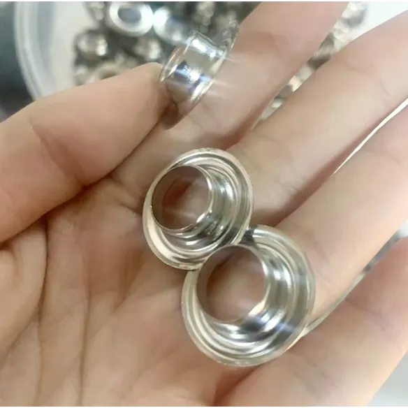 Oczka 12 mm do banerów do oczkarki półautomatycznej