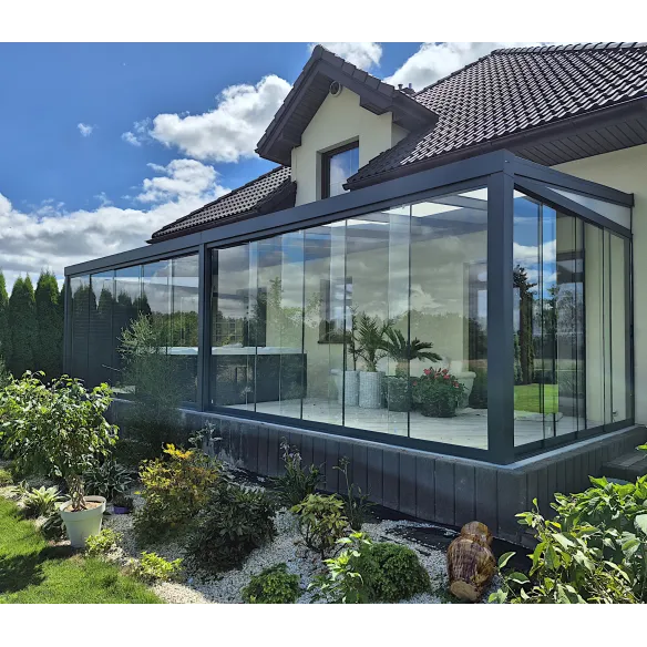 Drzwi przesuwne zewnętrzne - ścianki szklane 6 paneli